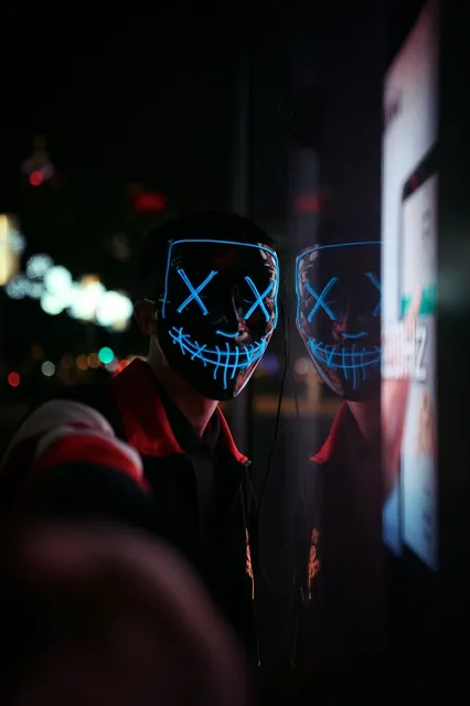 Thumbnail: Face Mask