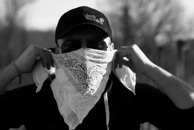 Thumbnail: Bandana
